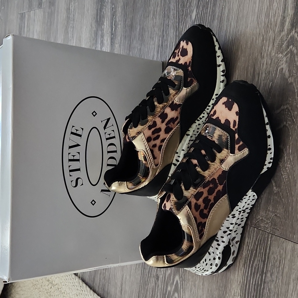 Steve Madden Shoes/Sneakers
